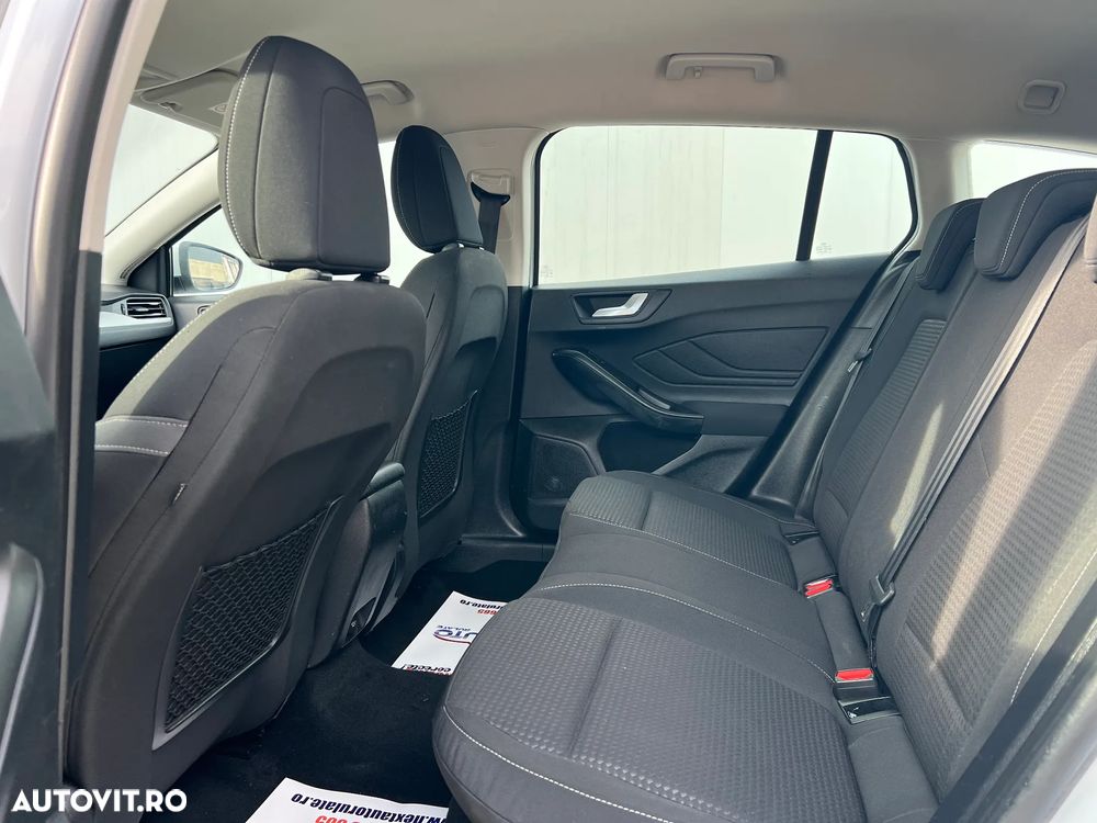 Ford Focus 1.5 EcoBlue Start-Stopp-System TREND - 6