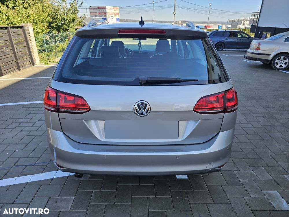 Volkswagen Golf 1.6 TDI DPF BMT DSG Highline - 9