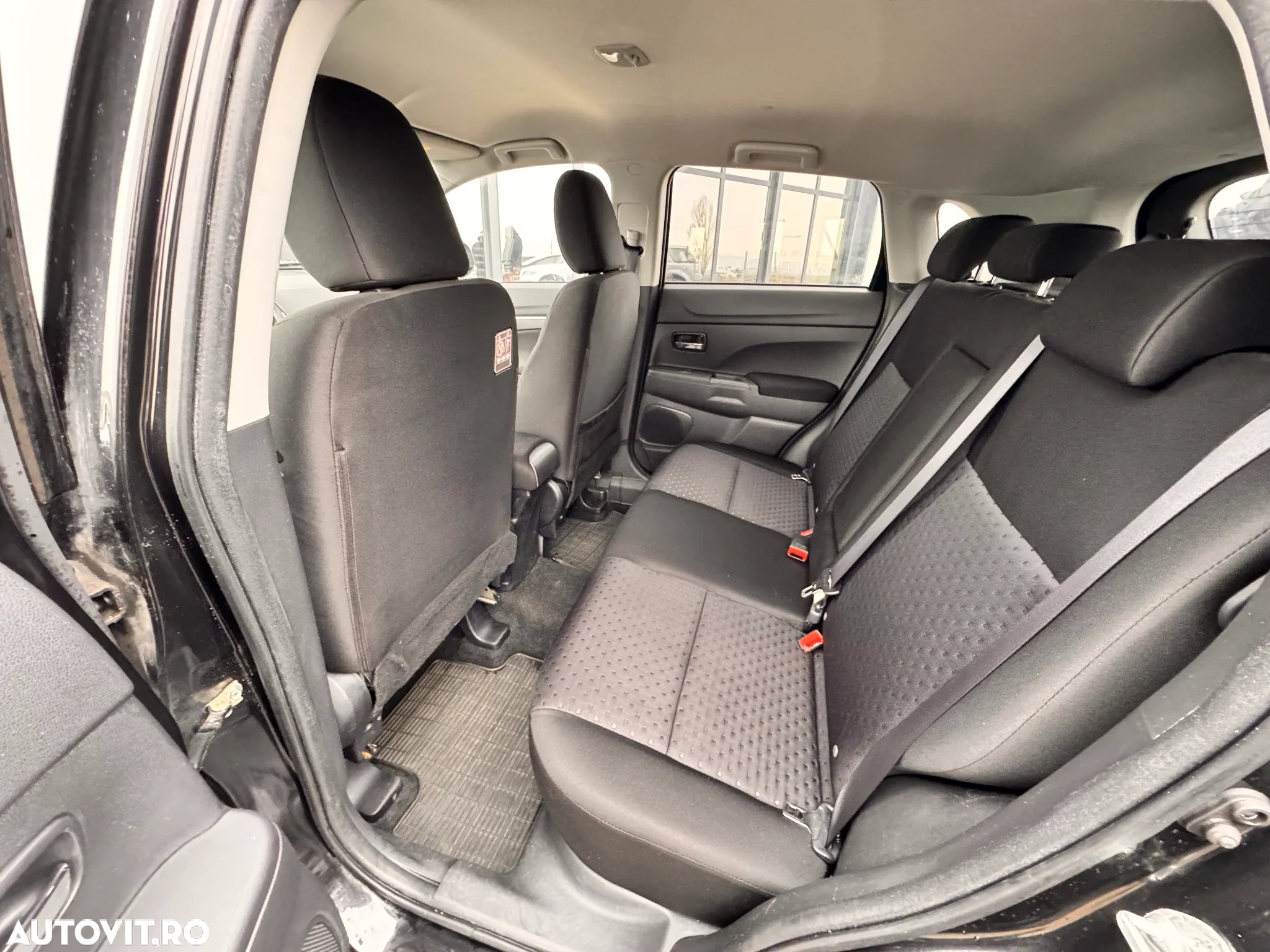 Mitsubishi ASX 1.8 DI-D 2WD Inform - 17