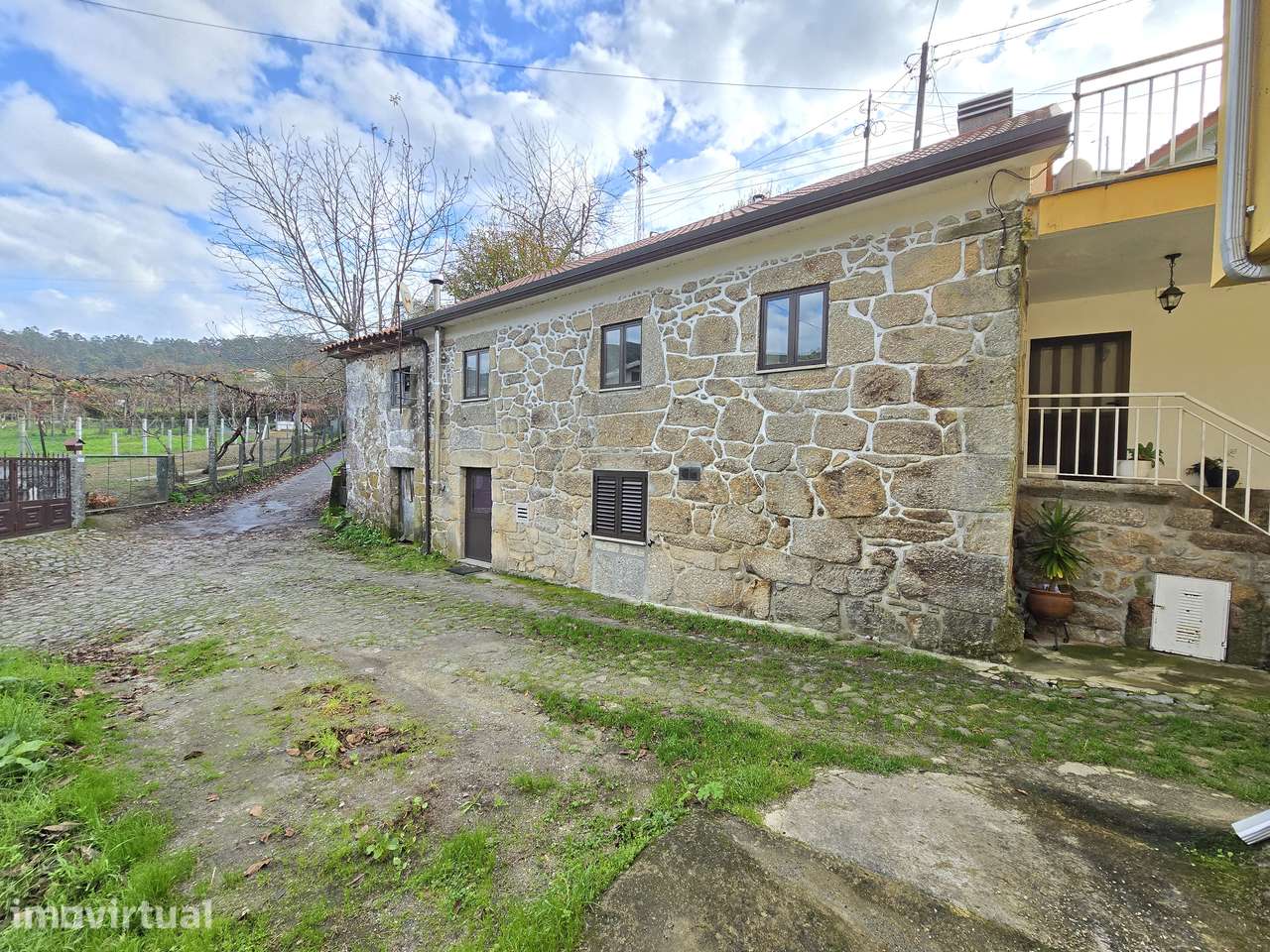 Moradia Rústica remodelada em Aboim da Nóbrega - Grande imagem: 3/30