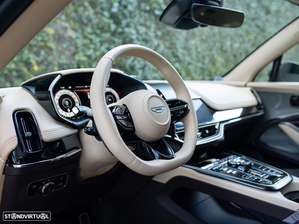 Aston Martin DBX 707 - 51