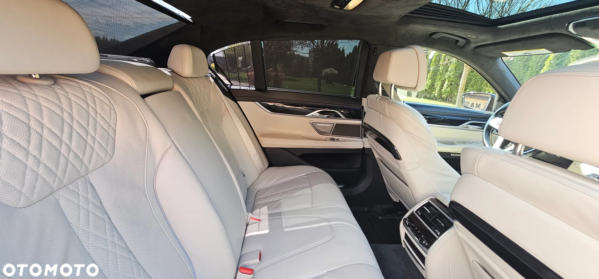 BMW Seria 7 750i xDrive - 21