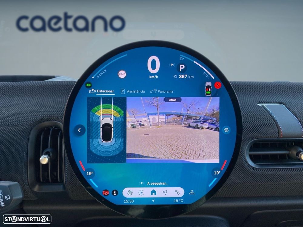 MINI 5 Portas Cooper Classic Auto - 9