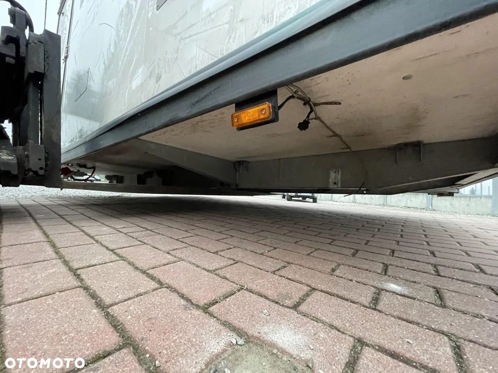 Kontener Chłodnia/Mroźnia Iveco Daily IV 2014- - 16