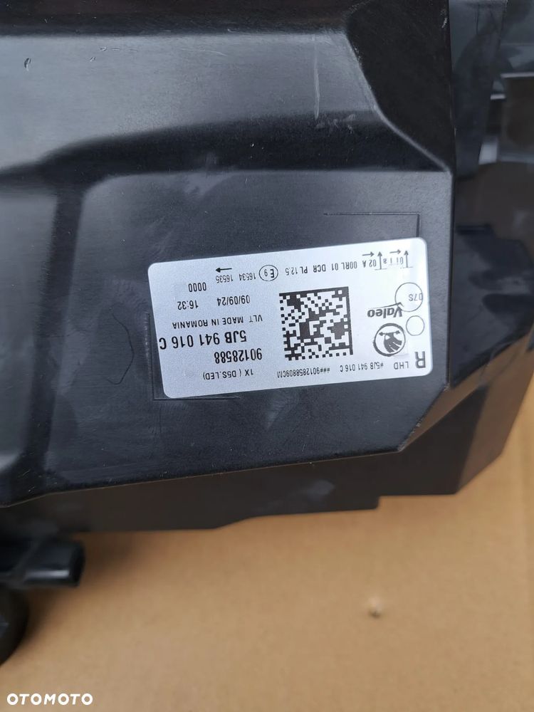 Lampa przednia prawa Škoda Rapid lift Xenon Led 5JB941016C Lampa prawy przód przednia Škoda Rapid lift Xenon Led 5JB941016C - 7