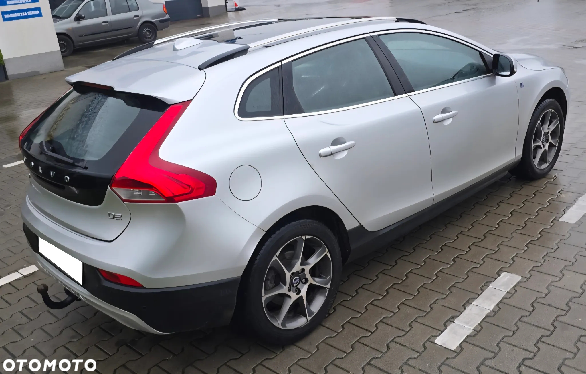 Volvo V40 Cross Country - 6