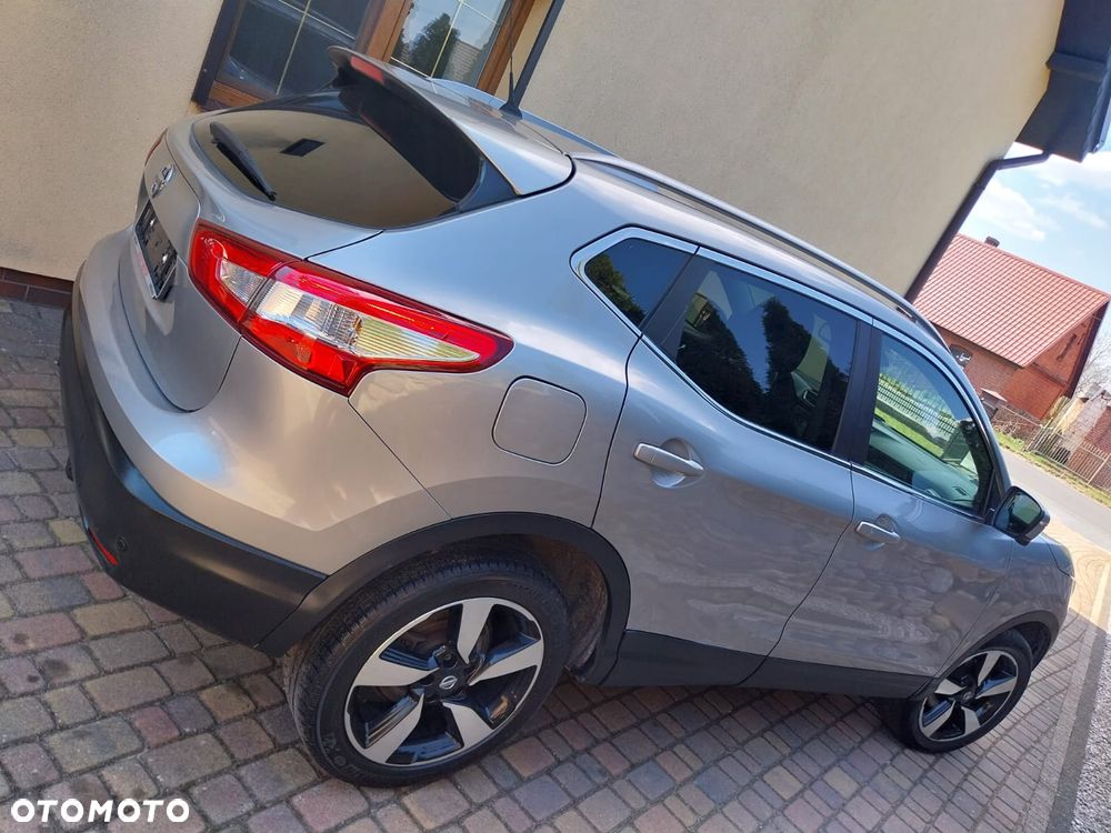 Nissan Qashqai - 14