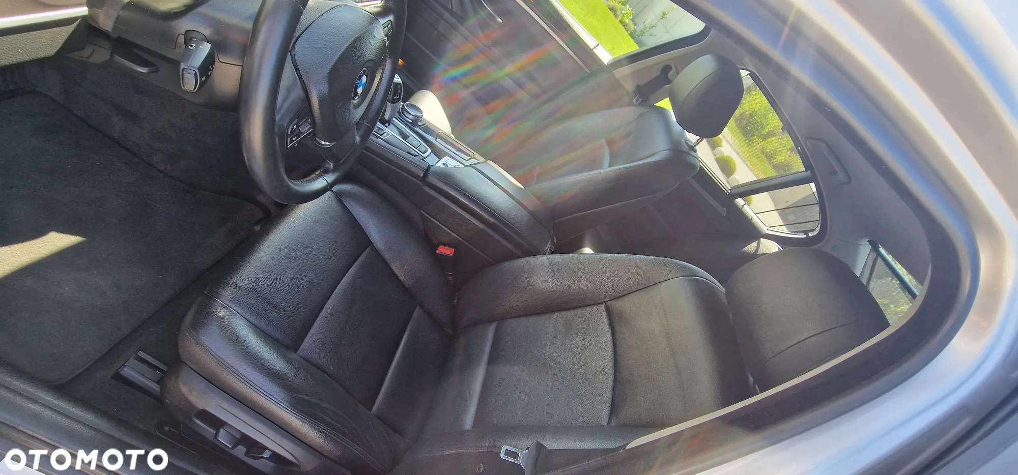 BMW Seria 5 525d - 12