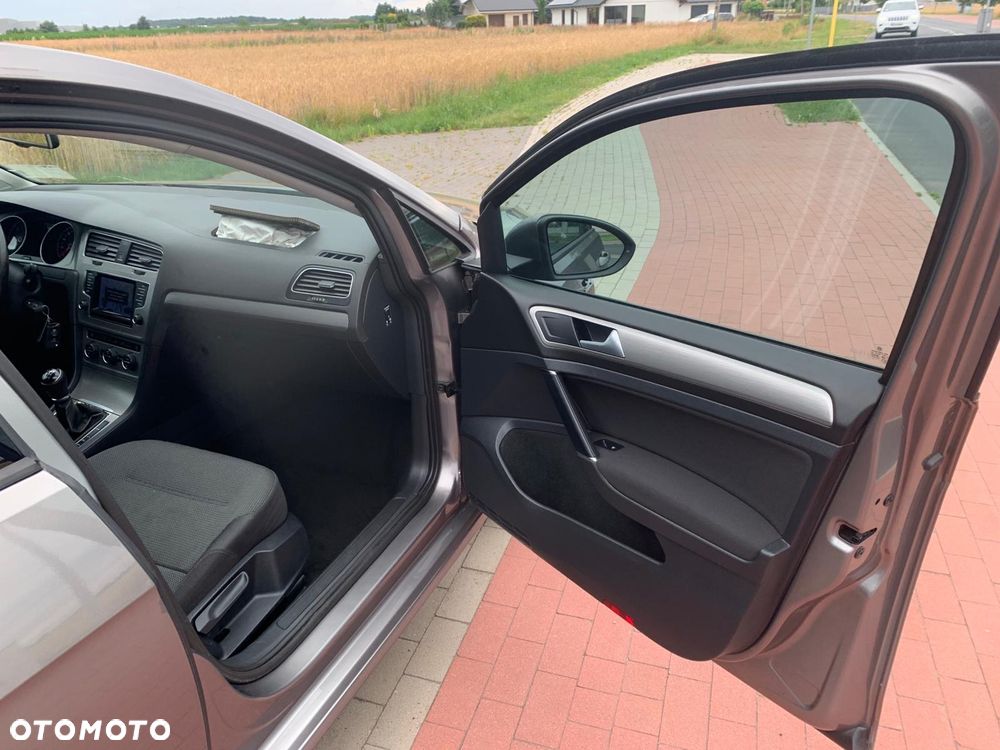 Volkswagen Golf 1.6 BlueTDI Comfortline - 37