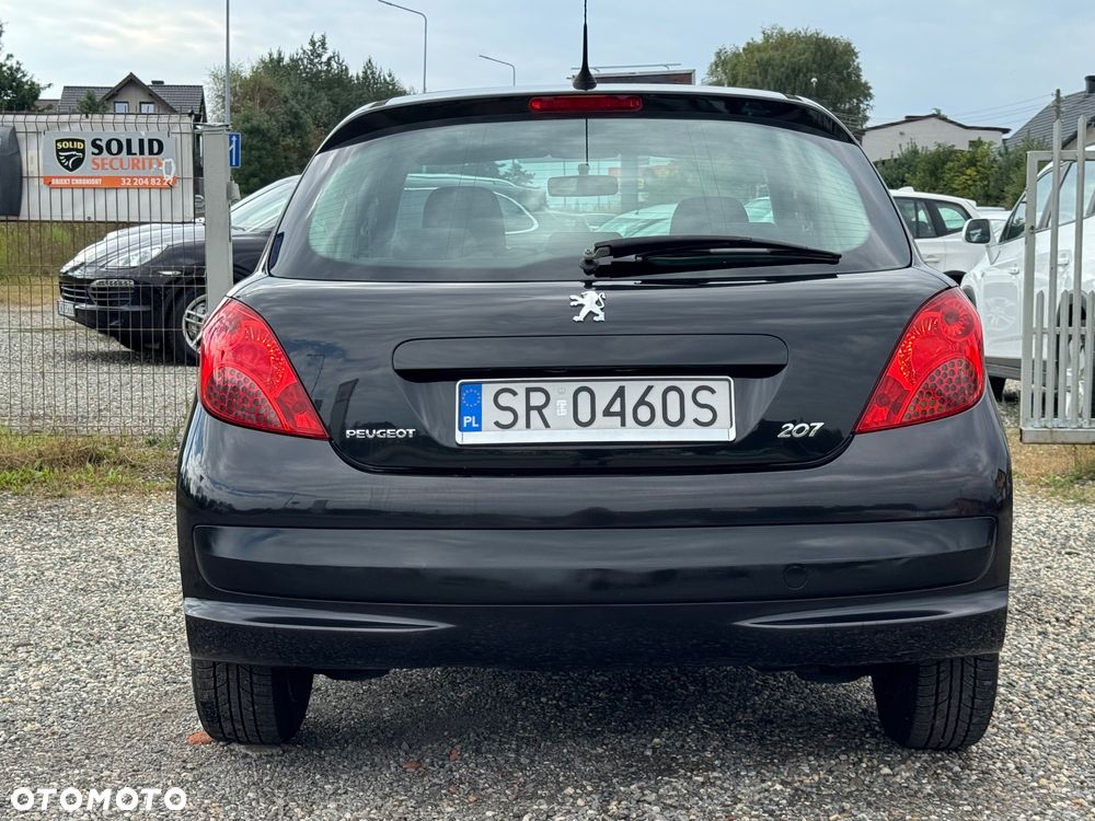 Peugeot 207 - 7