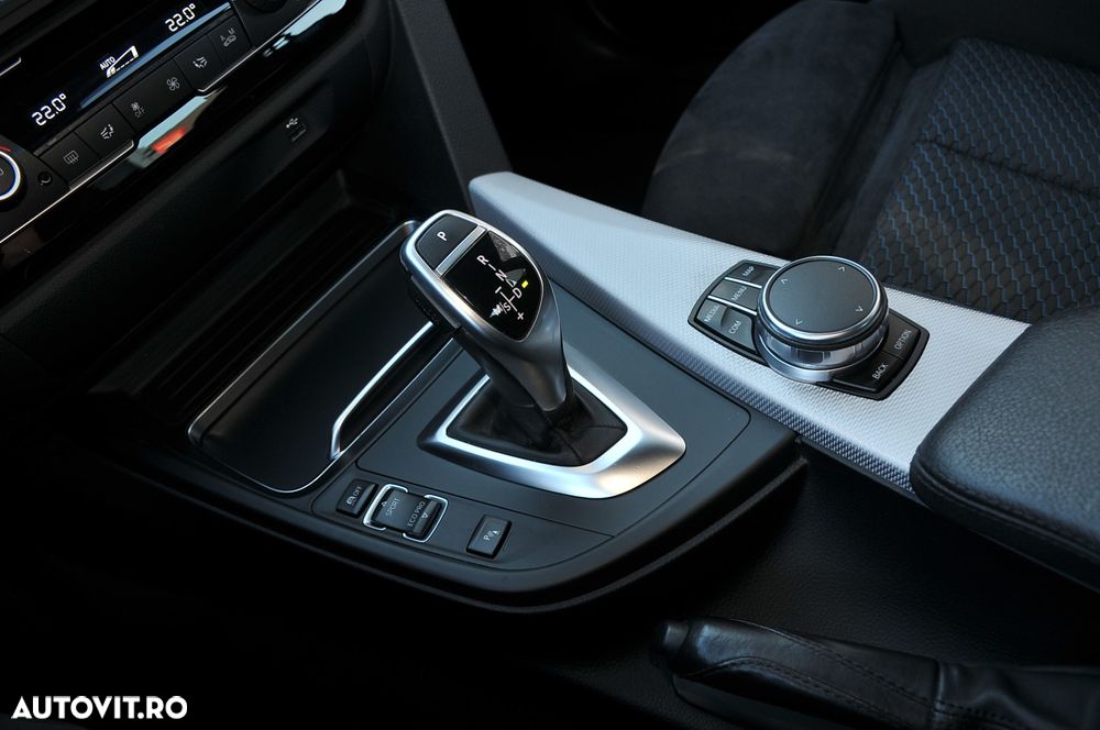 BMW Seria 3 320d Aut. xDrive M Sport - 7