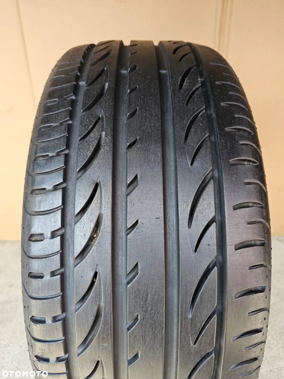 (O117) 225/45ZR17 94Y 6,5mm 15r / Pirelli P ZeroNero GT - 3