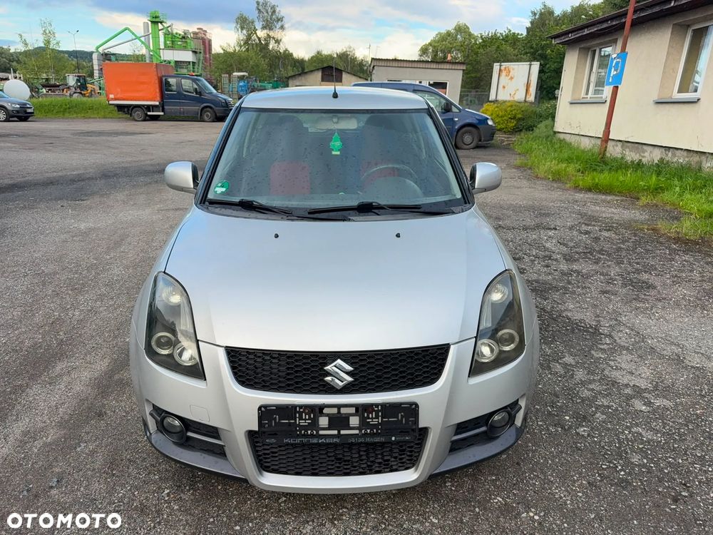 Suzuki Swift 1.6 Sport Rallye N' Style - 4