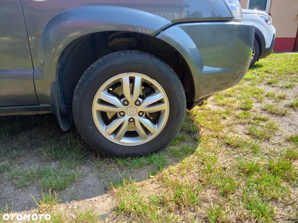 Hyundai Tucson 2.0 Comfort 2WD - 15