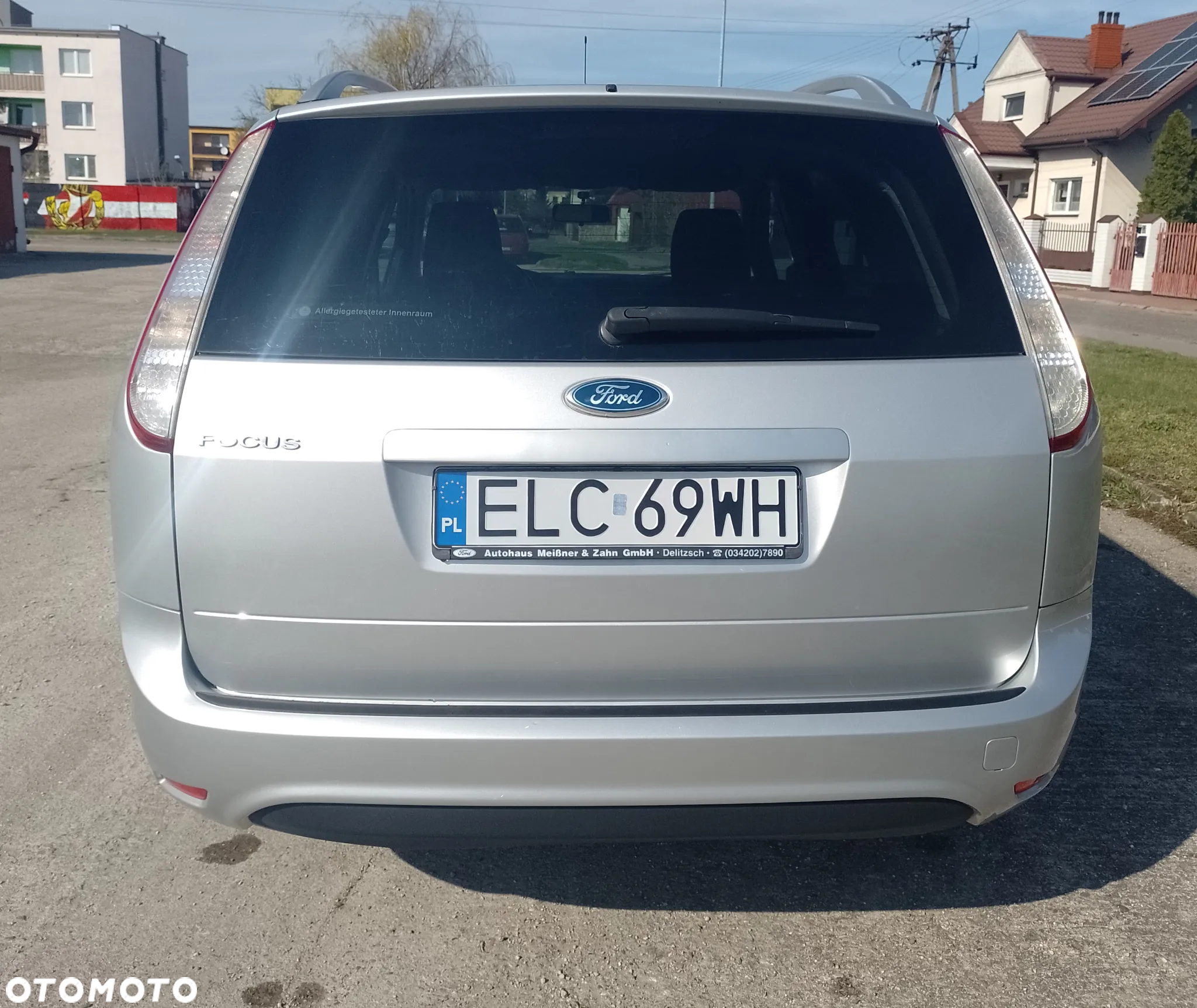 Ford Focus 1.6 Ambiente - 4