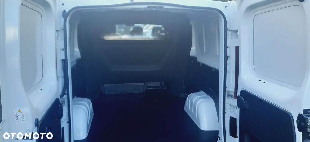 Renault TRAFIC FURGON - 2