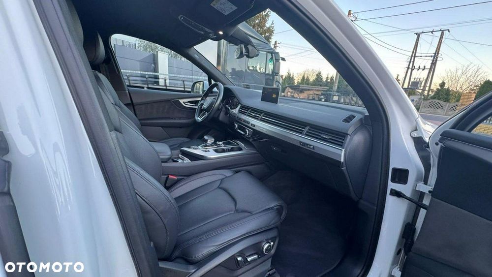 Audi Q7 3.0 TDI Quattro Tiptronic - 29