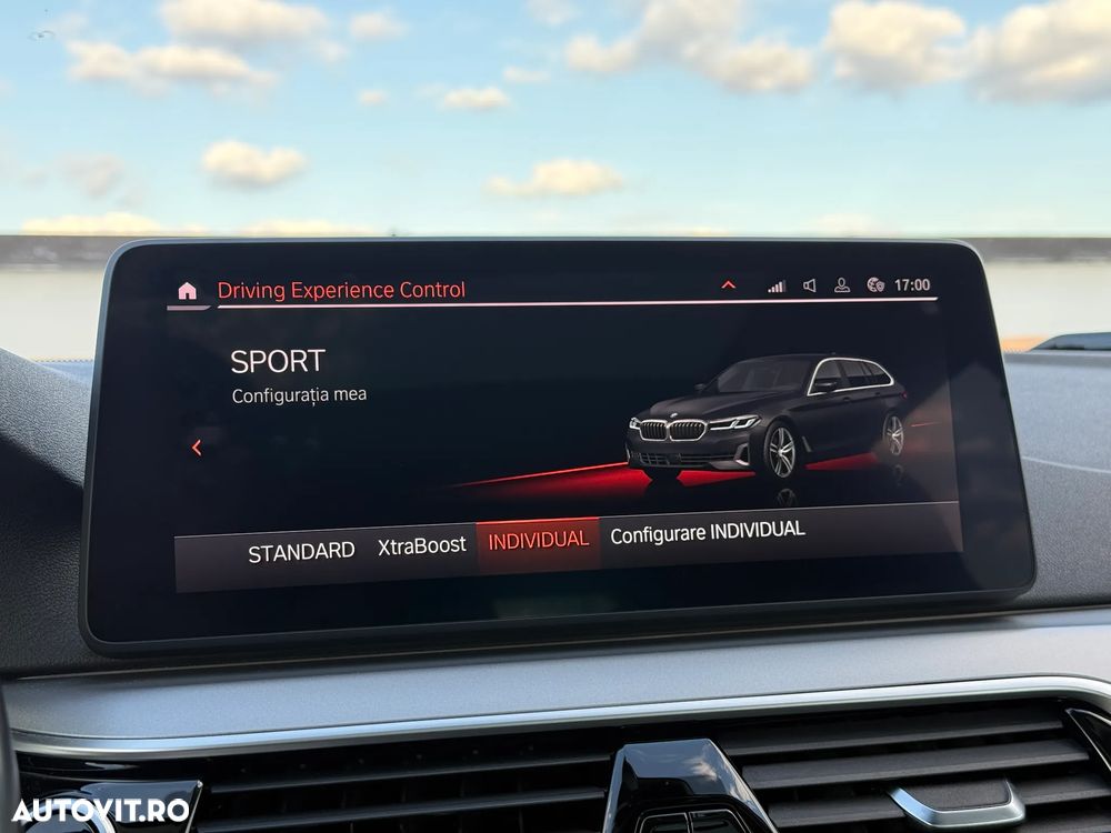 BMW Seria 5 530e xDrive Touring Aut. Luxury Line - 40