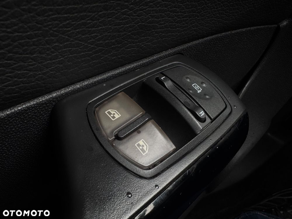 Opel Corsa 1.4 16V Automatik Edition - 24