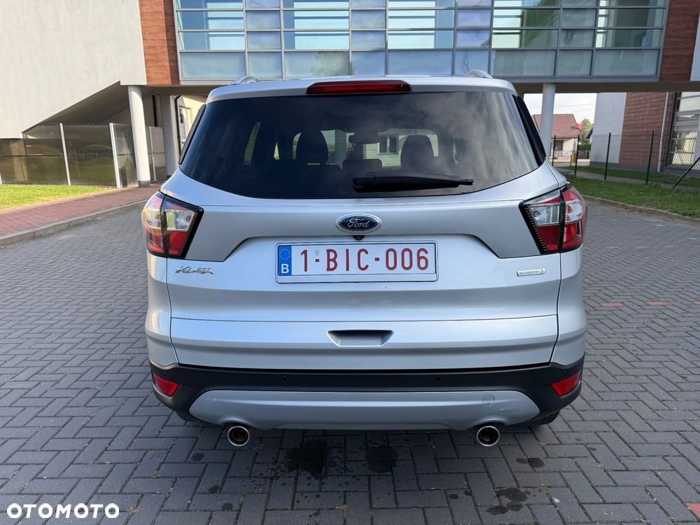 Ford Kuga - 17
