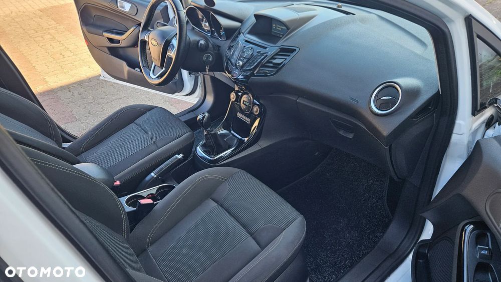 Ford Fiesta 1.0 EcoBoost Titanium - 6