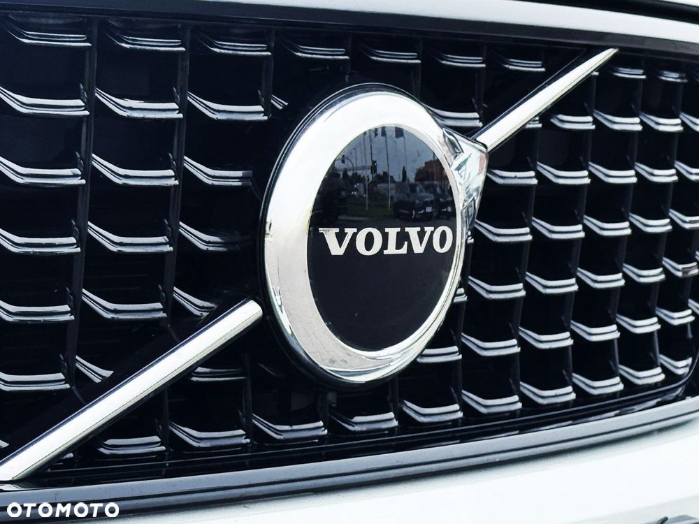 Volvo XC 40 - 37