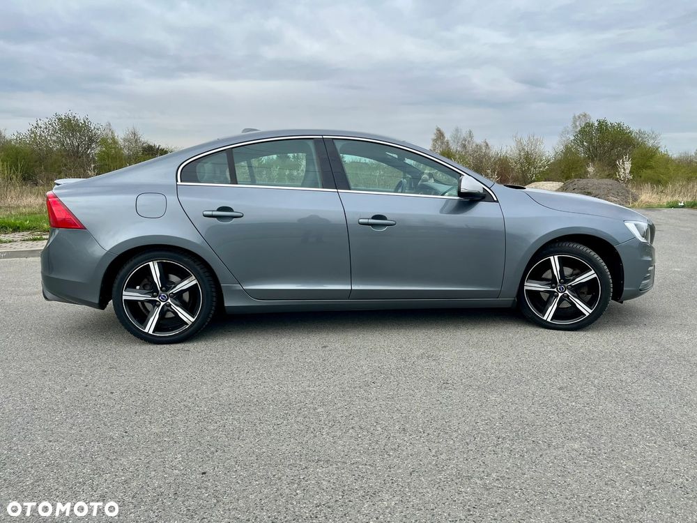 Volvo S60 D3 Drive-E R-Design Momentum - 6