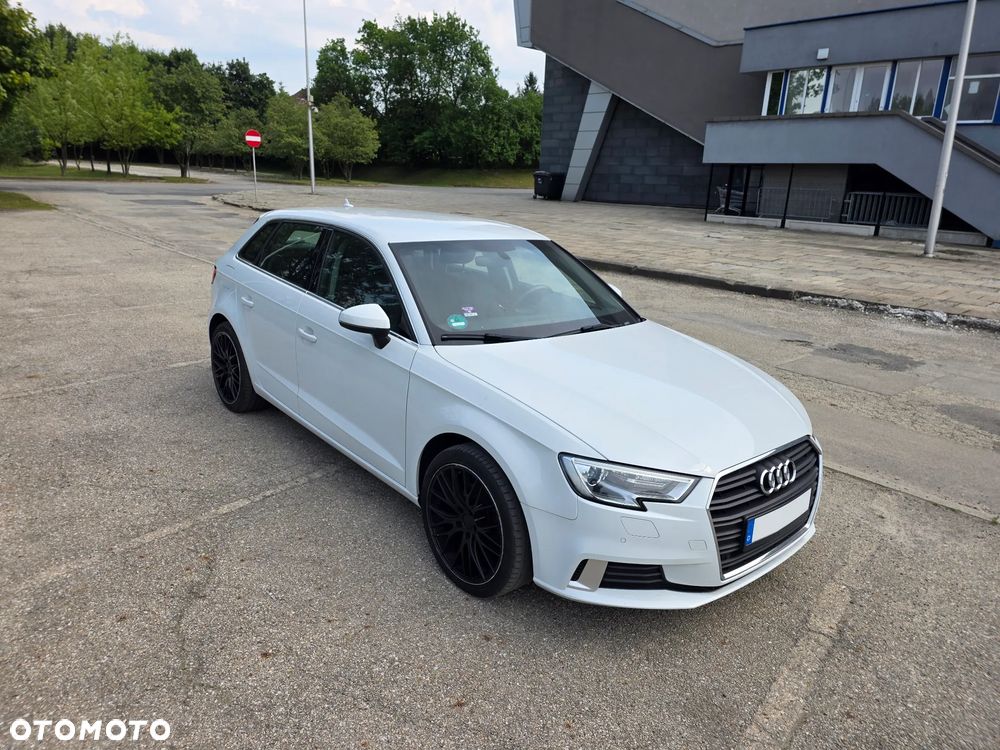 Audi A3 Sportback 1.5 TFSI cylinder on demand sport - 8