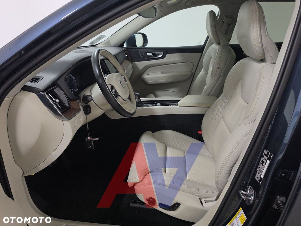 Volvo XC 60 T6 AWD Inscription - 8