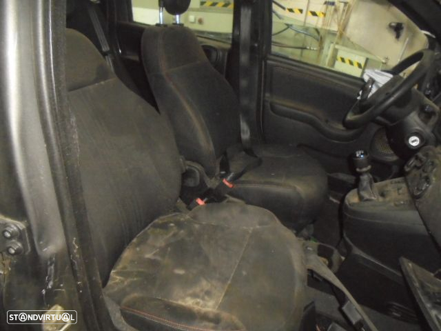 Carro MOT: 46341162 CXVEL : 463427791 FIAT  PANDA CROSS 3 2021 1.0I 69CV 5P CINZA GASOLINA/HIBRIDO - 6