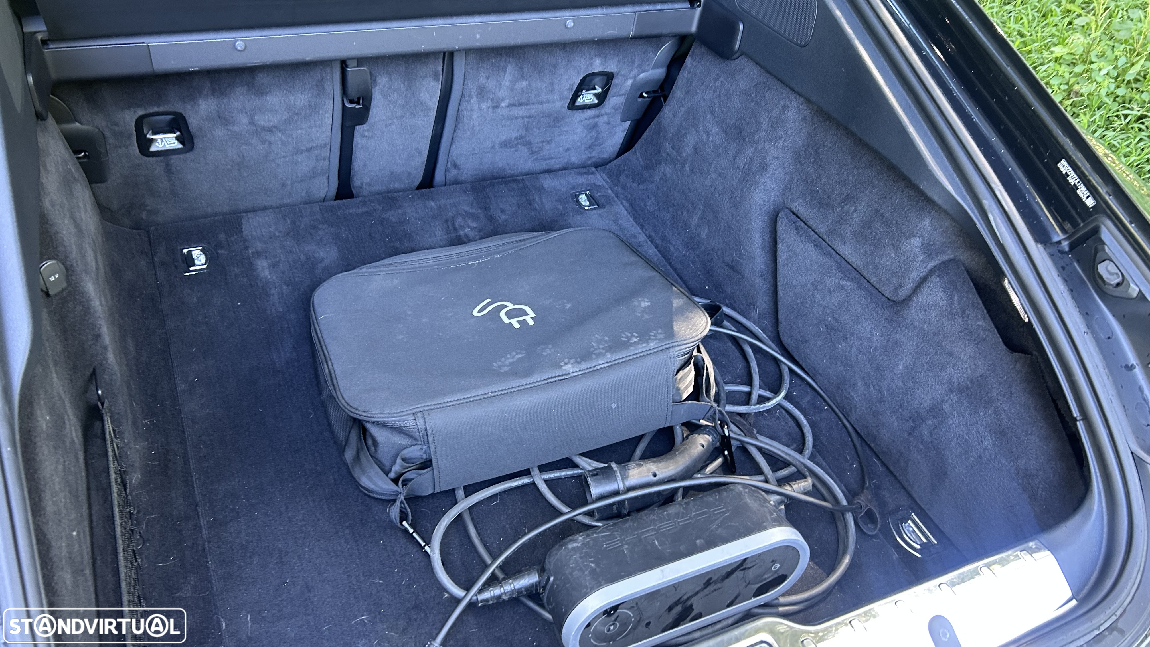 Porsche Panamera 4 E-Hybrid - 7