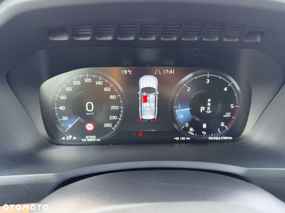 Volvo XC 90 - 14