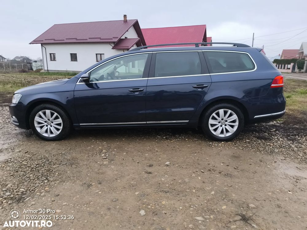 Volkswagen Passat Variant 1.6 TDI BlueMotion Technology DSG Trendline - 4