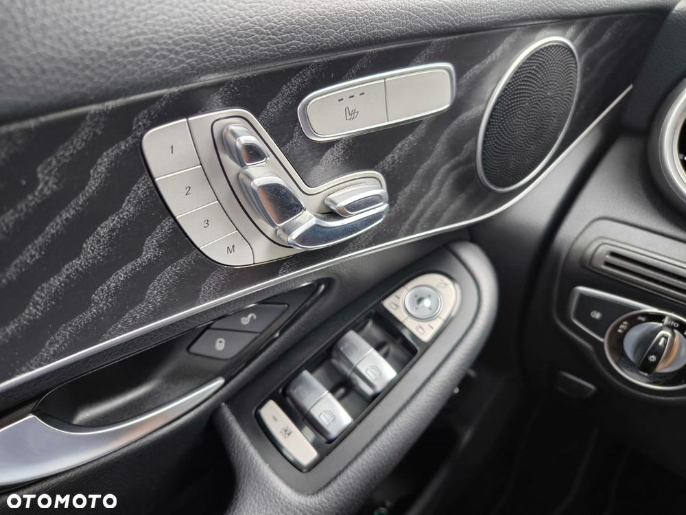 Mercedes-Benz GLC 300 4-Matic - 13
