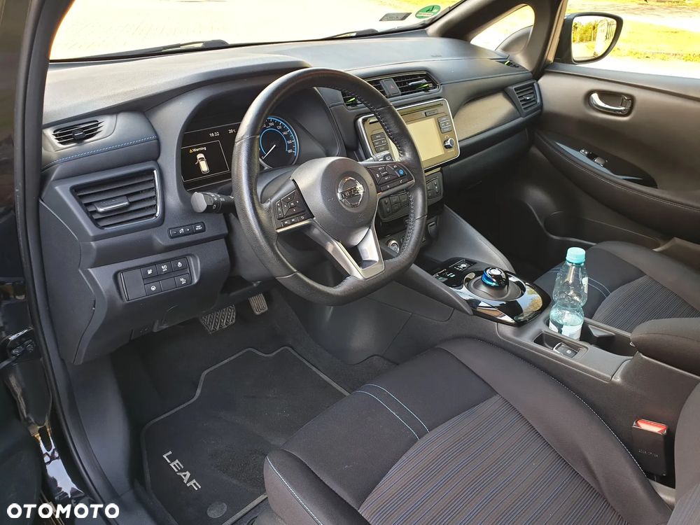 Nissan Leaf - 9