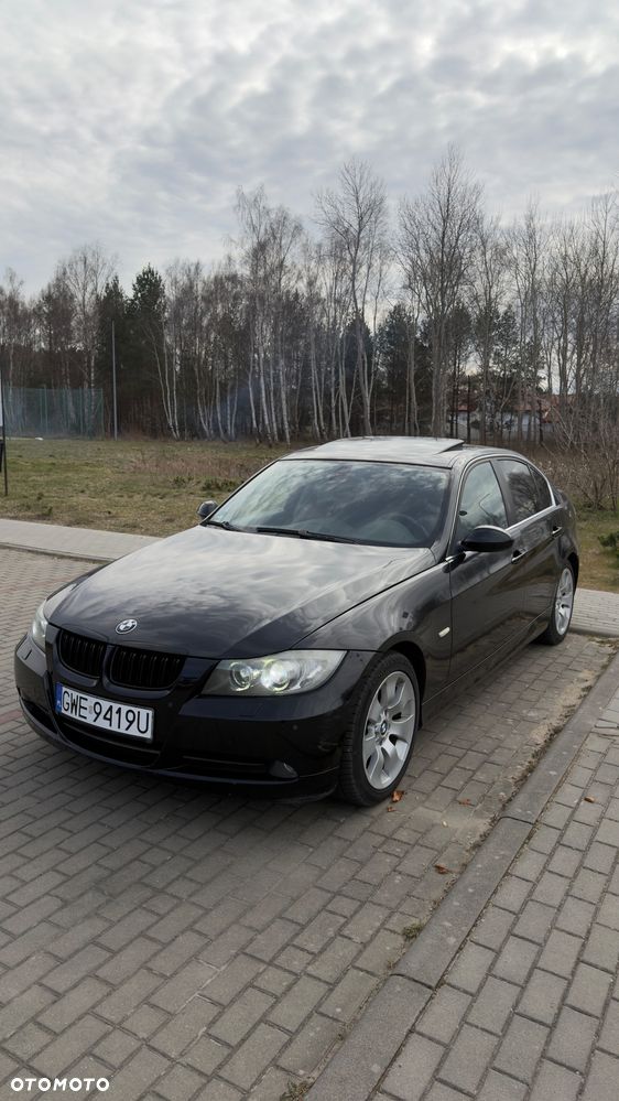 BMW Seria 3 325i - 1