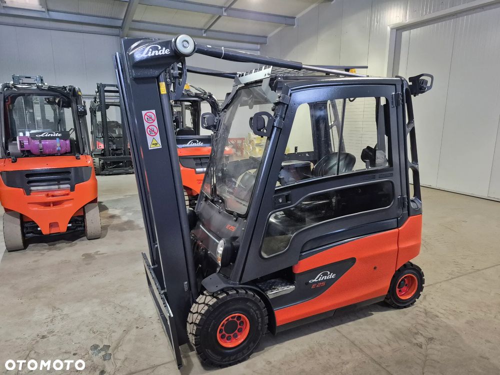 Linde E25 - 1