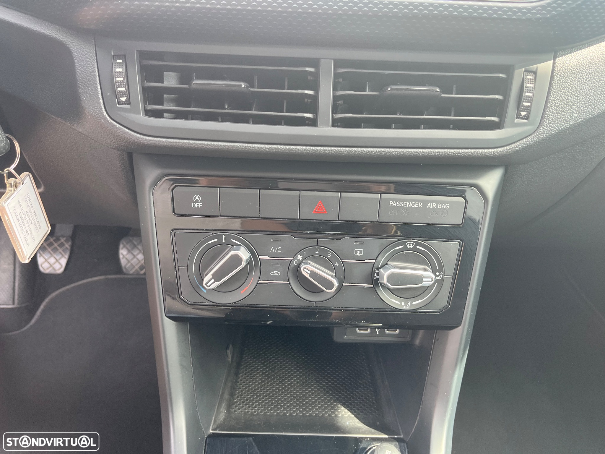 VW T-Cross 1.0 TSI Urban - 29