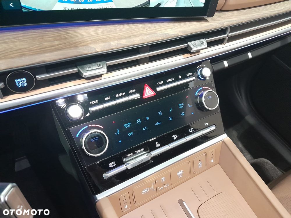 Hyundai Santa Fe 1.6 T-GDI PHEV Caligraphy 4WD 6os - 23