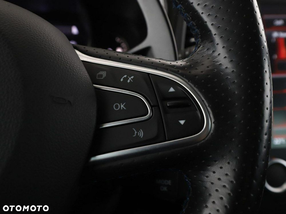 Renault Megane ENERGY TCe 205 EDC GT - 34