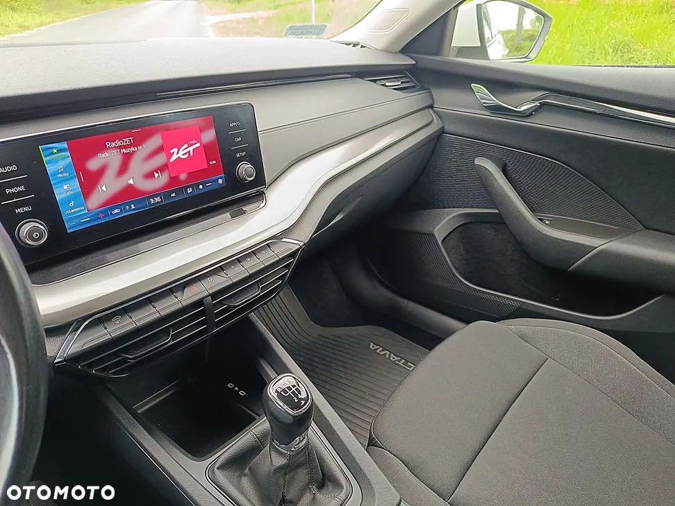 Skoda Octavia 1.0 TSI Active - 35