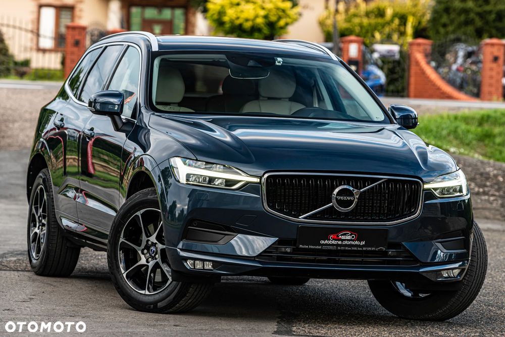 Volvo XC 60 D4 AWD Geartronic Momentum - 2