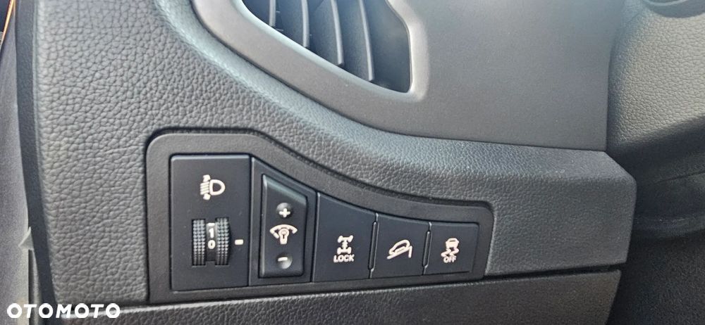 Kia Sportage 2.0 CVVT 4WD Vision - 12