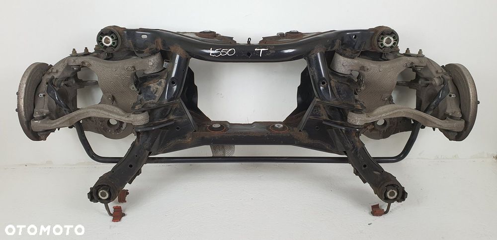 ZAWIESZENIE BELKA OŚ TYŁ DISCOVERY SPORT L550 - 1