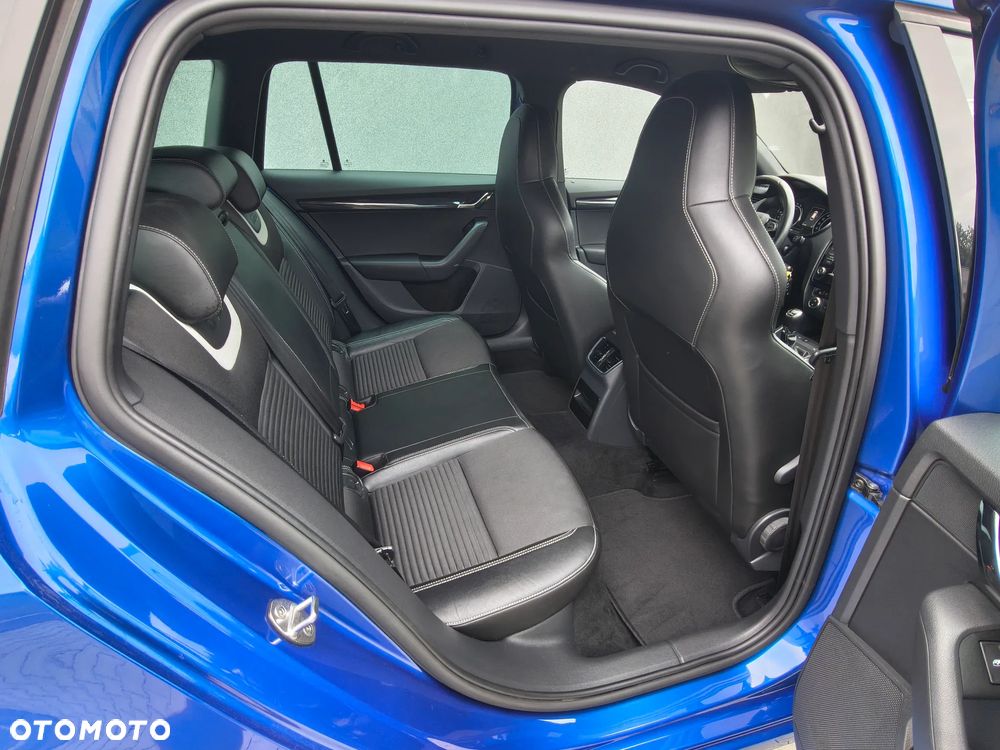 Skoda Octavia 2.0 TDI (Green tec) RS - 7