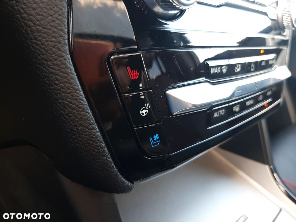 Ford Explorer 3.0 EcoBoost PHEV 4WD ST-Line - 33