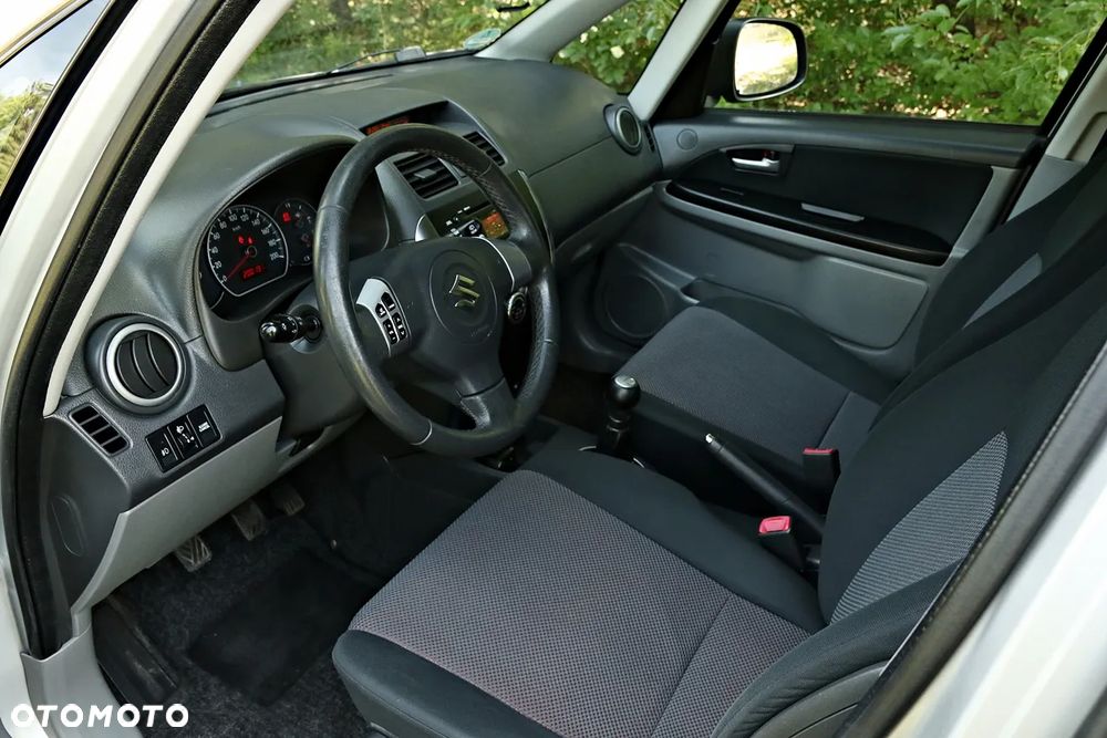 Suzuki SX4 1.6 VVT 4x2 City - 6