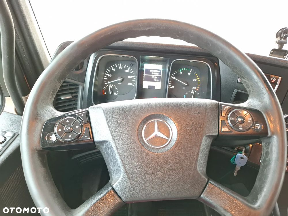 Mercedes-Benz Actros 1845 LS - 10