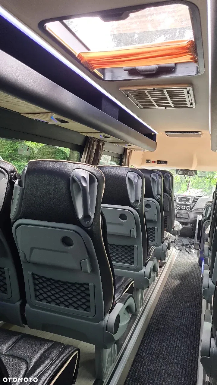 Iveco Daily 50C18 SprintCar - 3