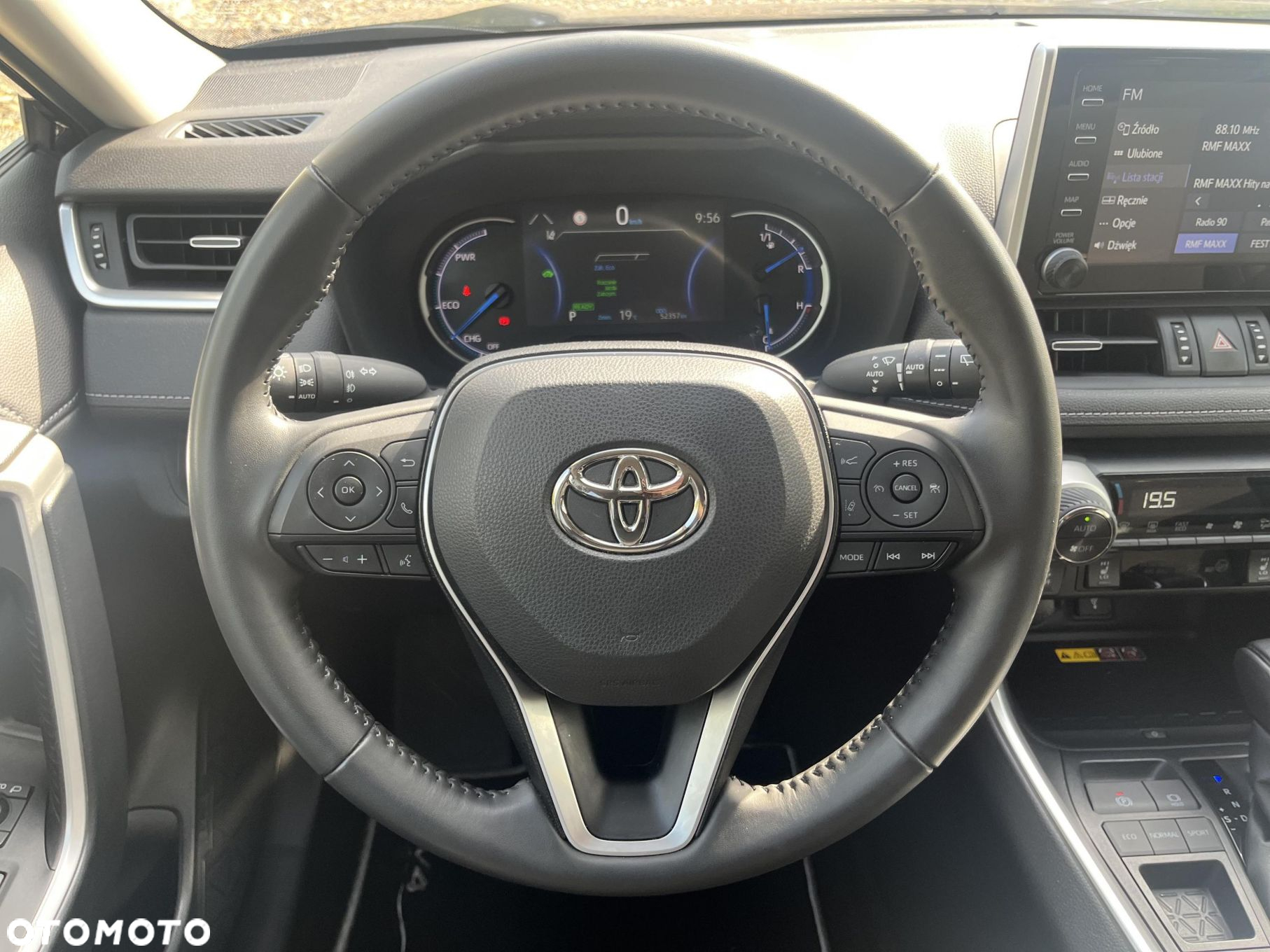 Toyota RAV4 2.5 Hybrid Comfort 4x2 - 19